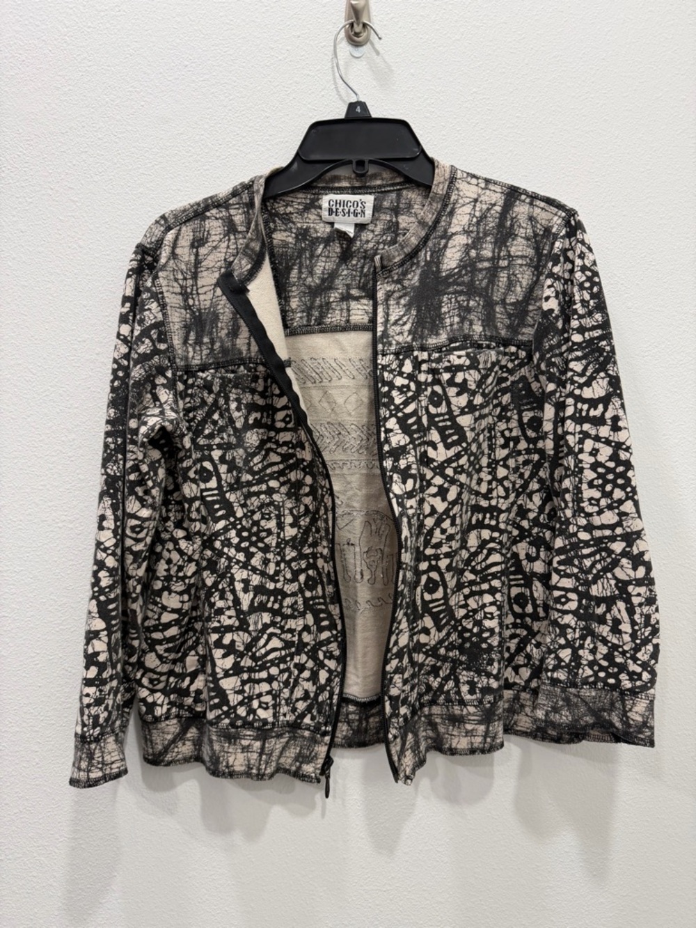 Chico's Black & Cream Abstract Print Zip Cotton Bomber size S-M
